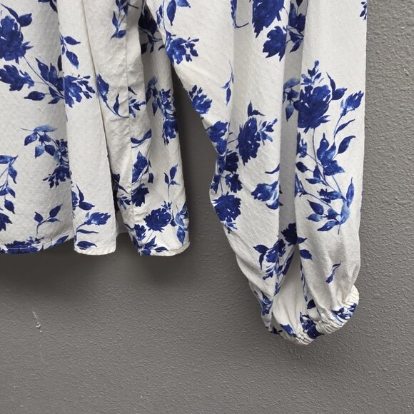 Old Navy Blouse Womens Large Tall White Blue Floral Peasant V-Neck Long Sleeve - Picture 3 of 9